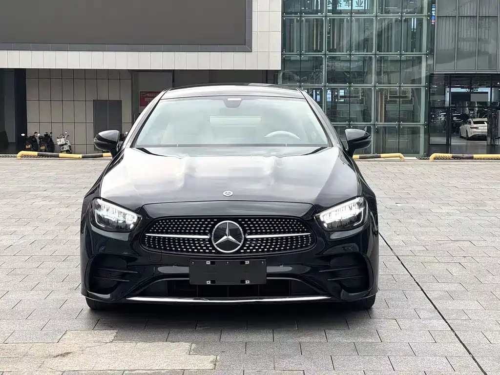 Mercedes-Benz E-Class (Import) — фото 2