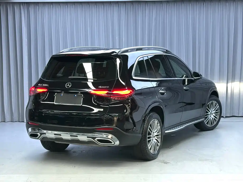 Mercedes-Benz GLC — фото 6
