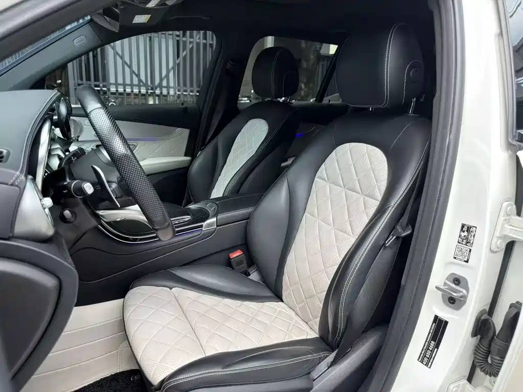 Mercedes-Benz GLC AMG — фото 7