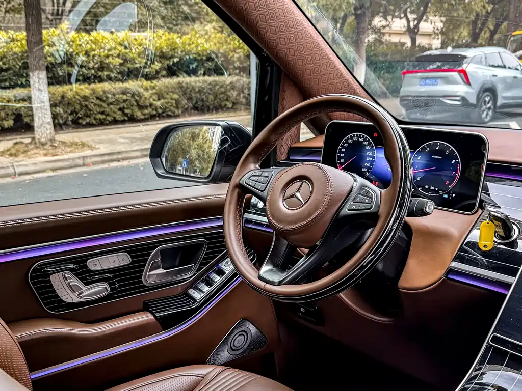 Mercedes-Benz Vito — фото 9