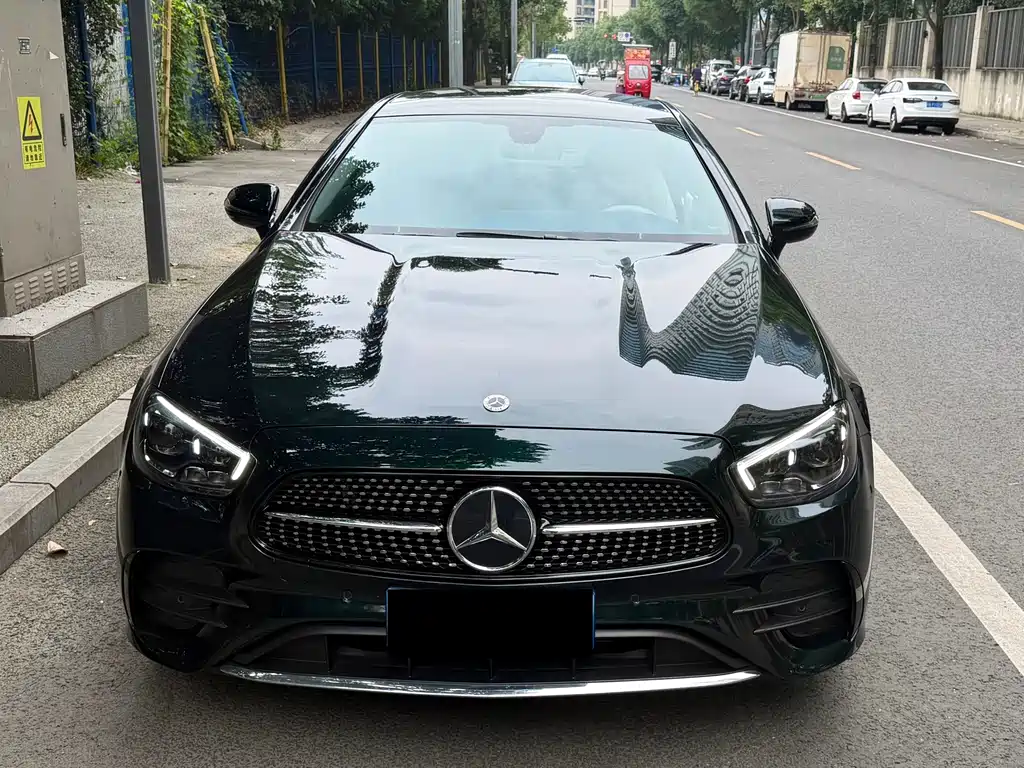 Mercedes-Benz E-Class (Import) — фото 23