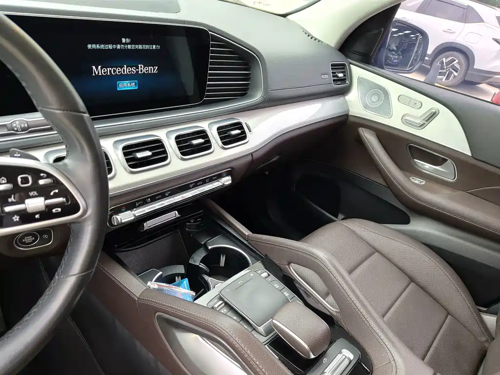 Mercedes-Benz GLE (Import) — фото 8
