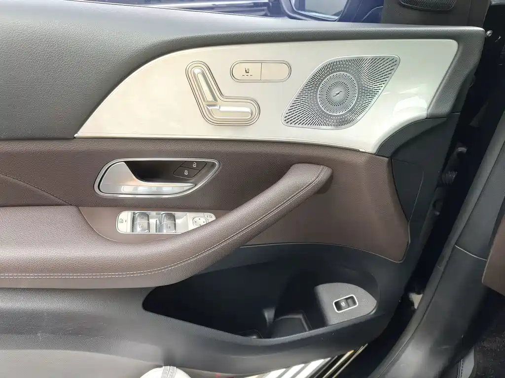 Mercedes-Benz GLE (Import) — фото 10