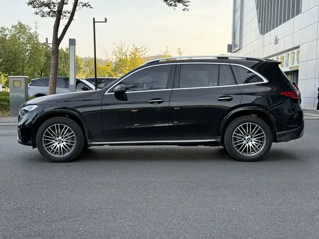 Mercedes-Benz GLC — фото 4