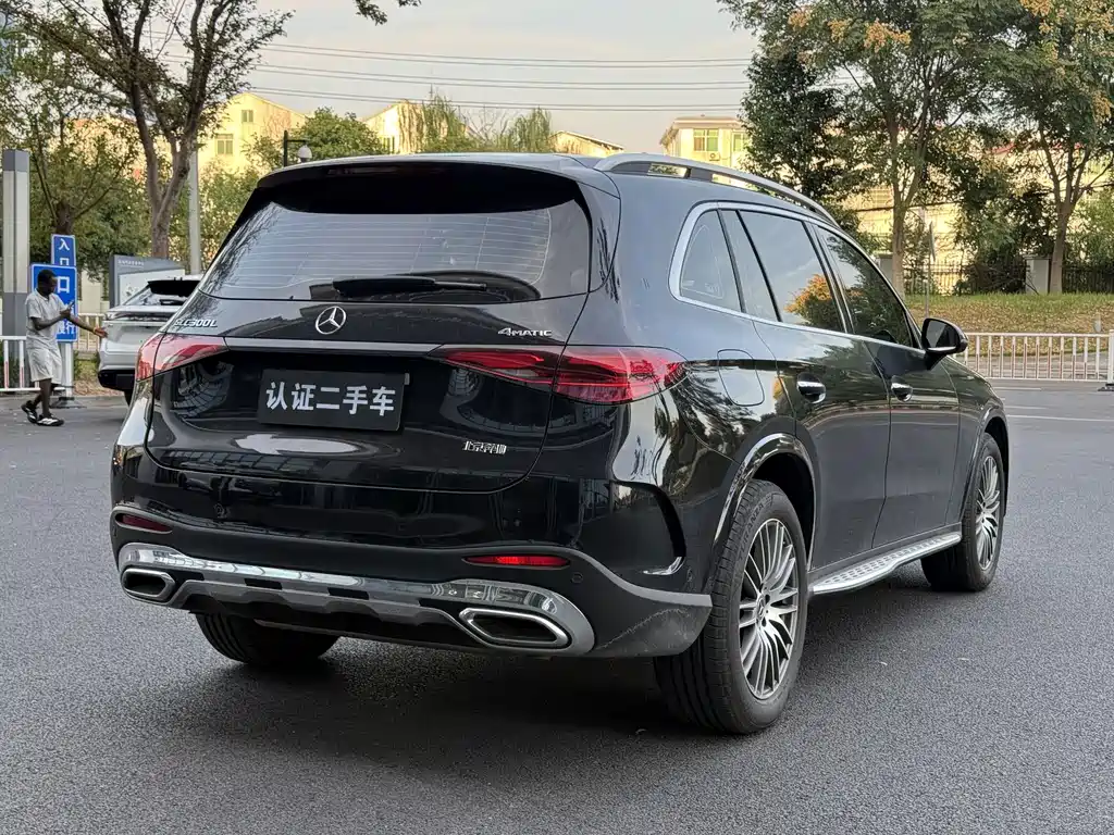 Mercedes-Benz GLC — фото 10