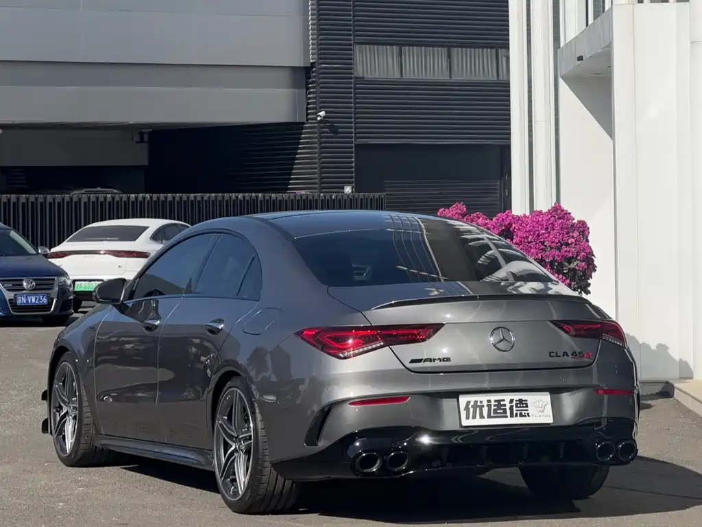 Mercedes-Benz CLA AMG — фото 5