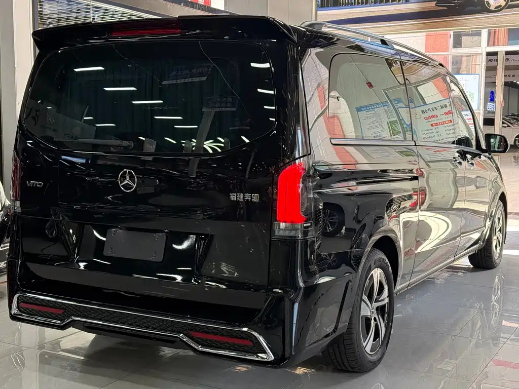 Mercedes-Benz Vito — фото 15