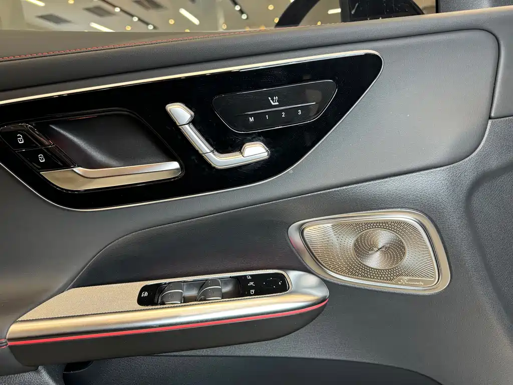 Mercedes-Benz GLC AMG — фото 11