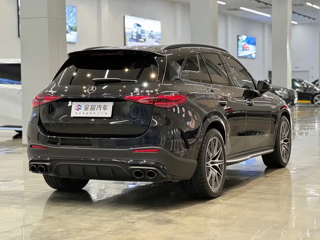Mercedes-Benz GLC AMG — фото 5