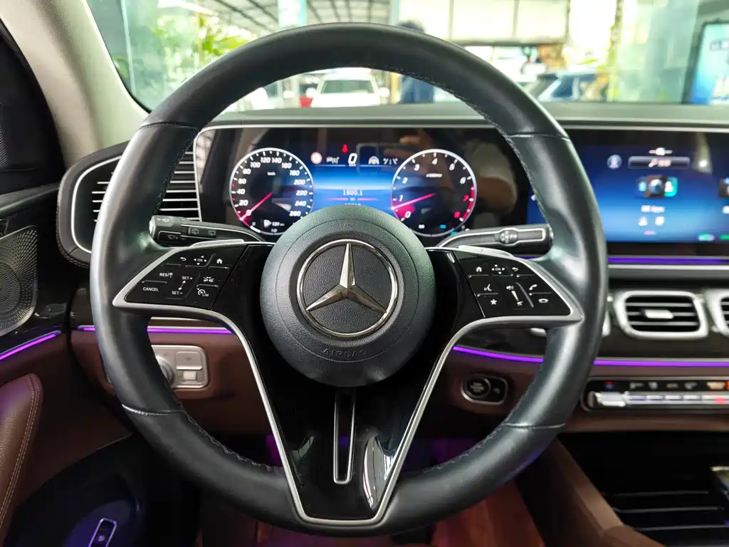 Mercedes-Benz GLE (Import) — фото 8