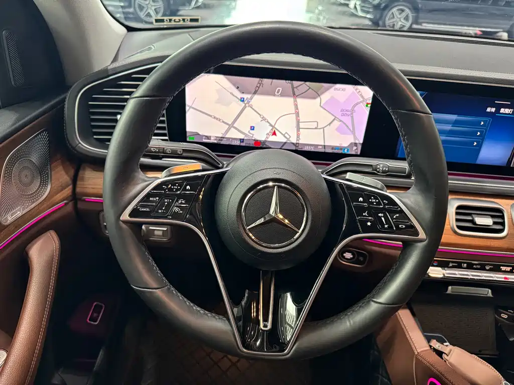 Mercedes-Benz GLE (Import) — фото 11