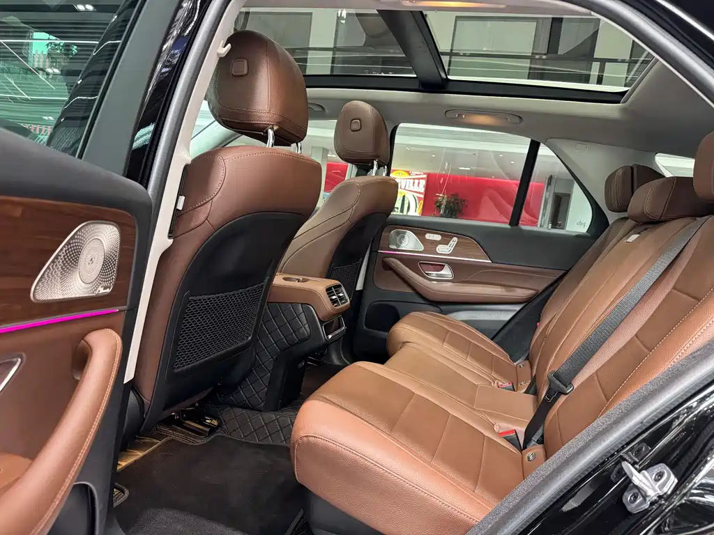 Mercedes-Benz GLE (Import) — фото 14