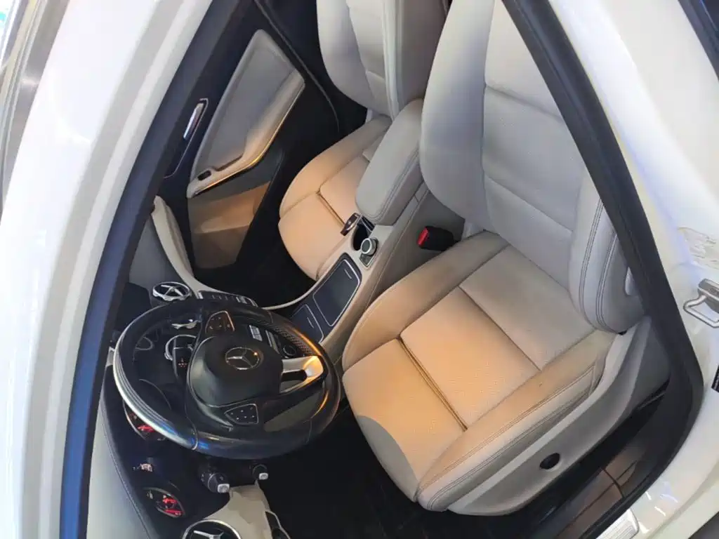 Mercedes-Benz GLA — фото 14