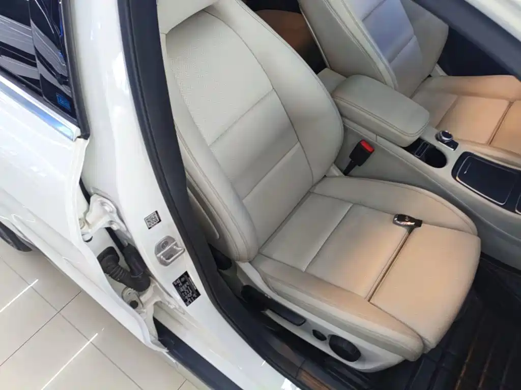 Mercedes-Benz GLA — фото 24