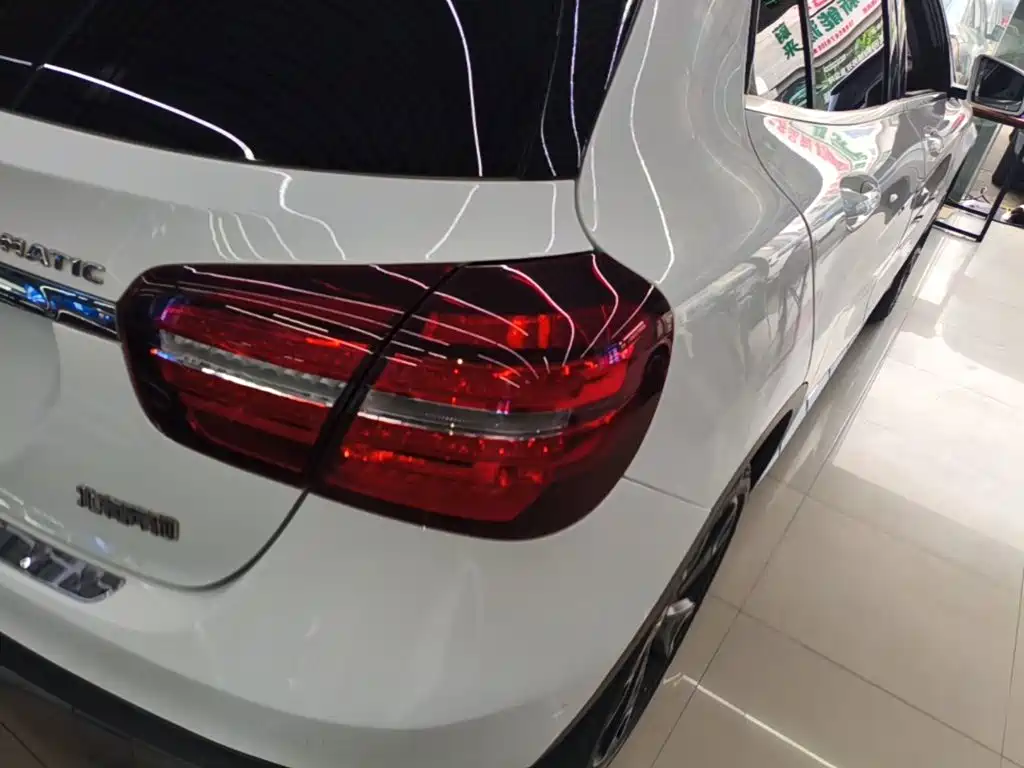 Mercedes-Benz GLA — фото 7