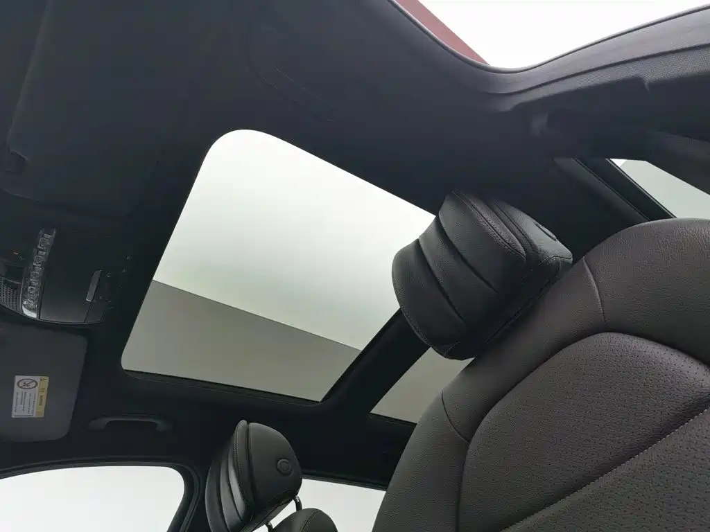Mercedes-Benz GLC — фото 14