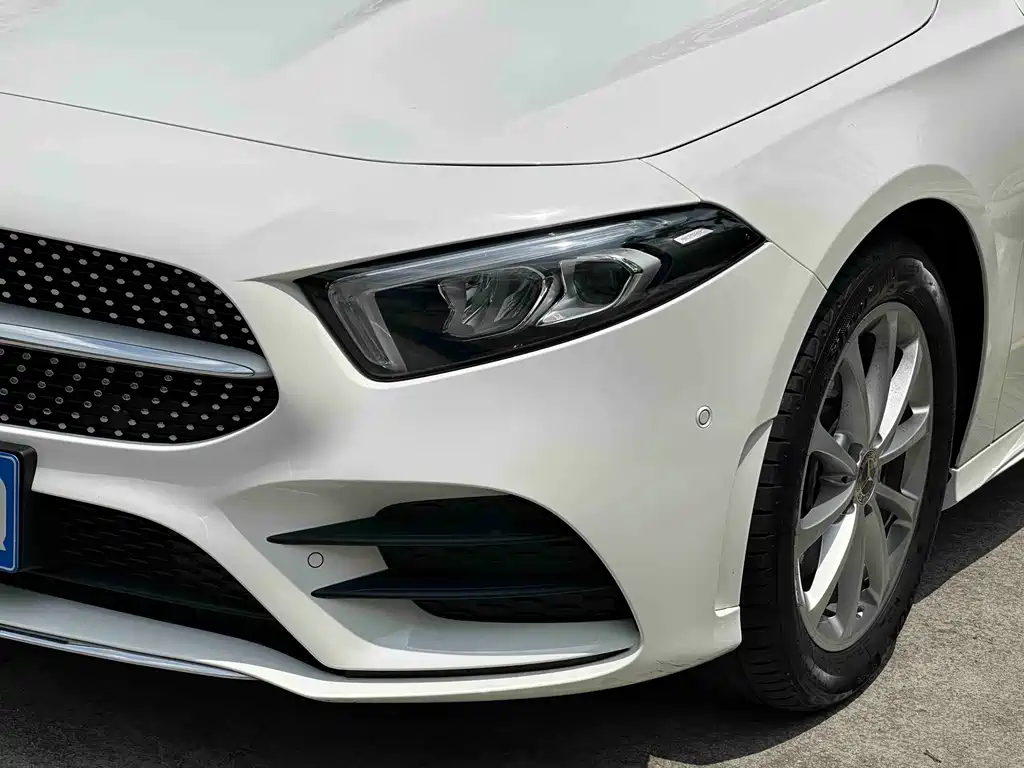 Mercedes-Benz A-Class — фото 8