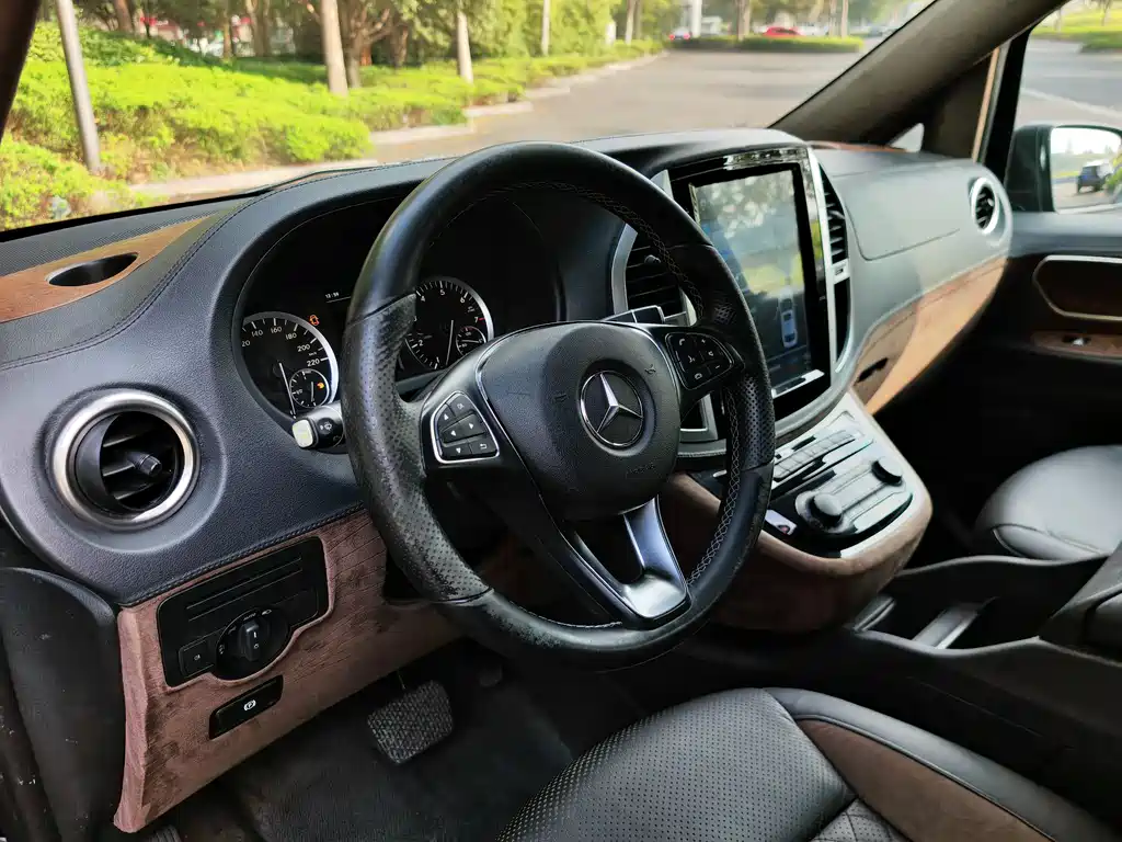 Mercedes-Benz Vito — фото 5