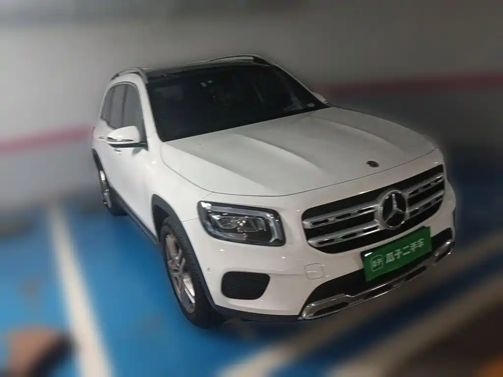 Mercedes-Benz GLB — фото 23
