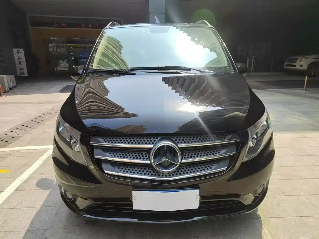 Mercedes-Benz Vito — фото 2