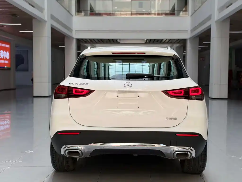 Mercedes-Benz GLA — фото 6