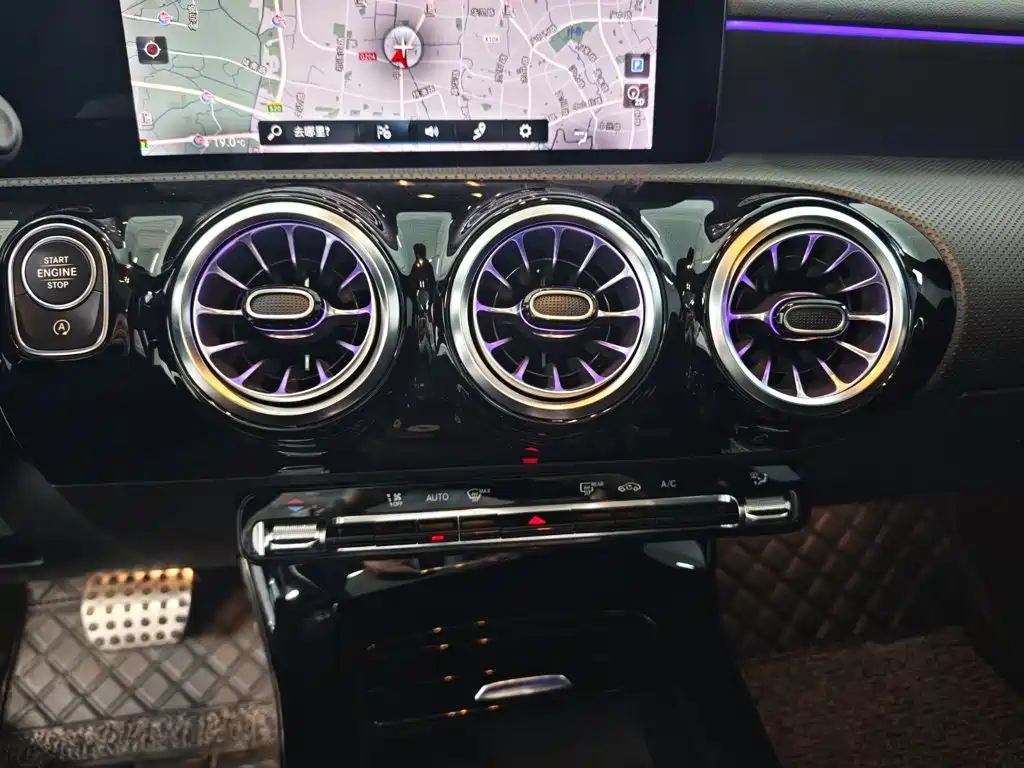 Mercedes-Benz CLA (Import) — фото 14