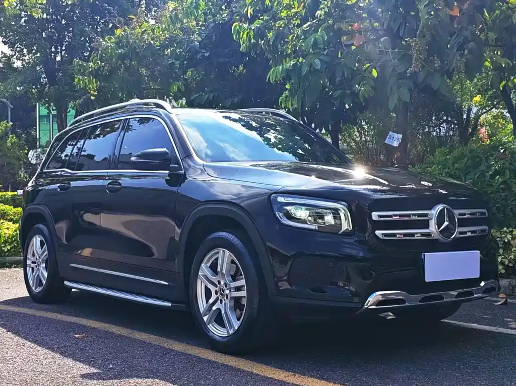 Mercedes-Benz GLB — фото 3