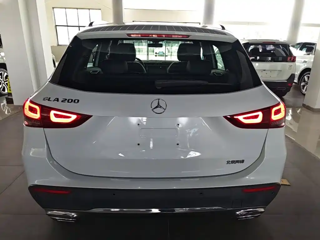 Mercedes-Benz GLA — фото 5
