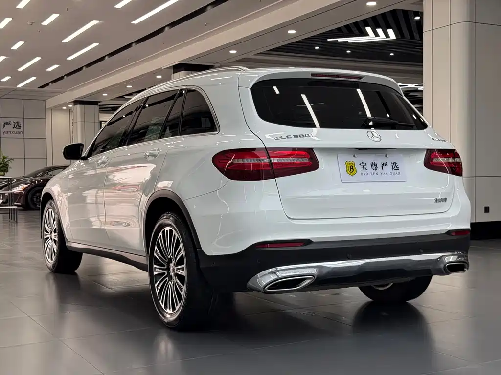Mercedes-Benz GLC — фото 5