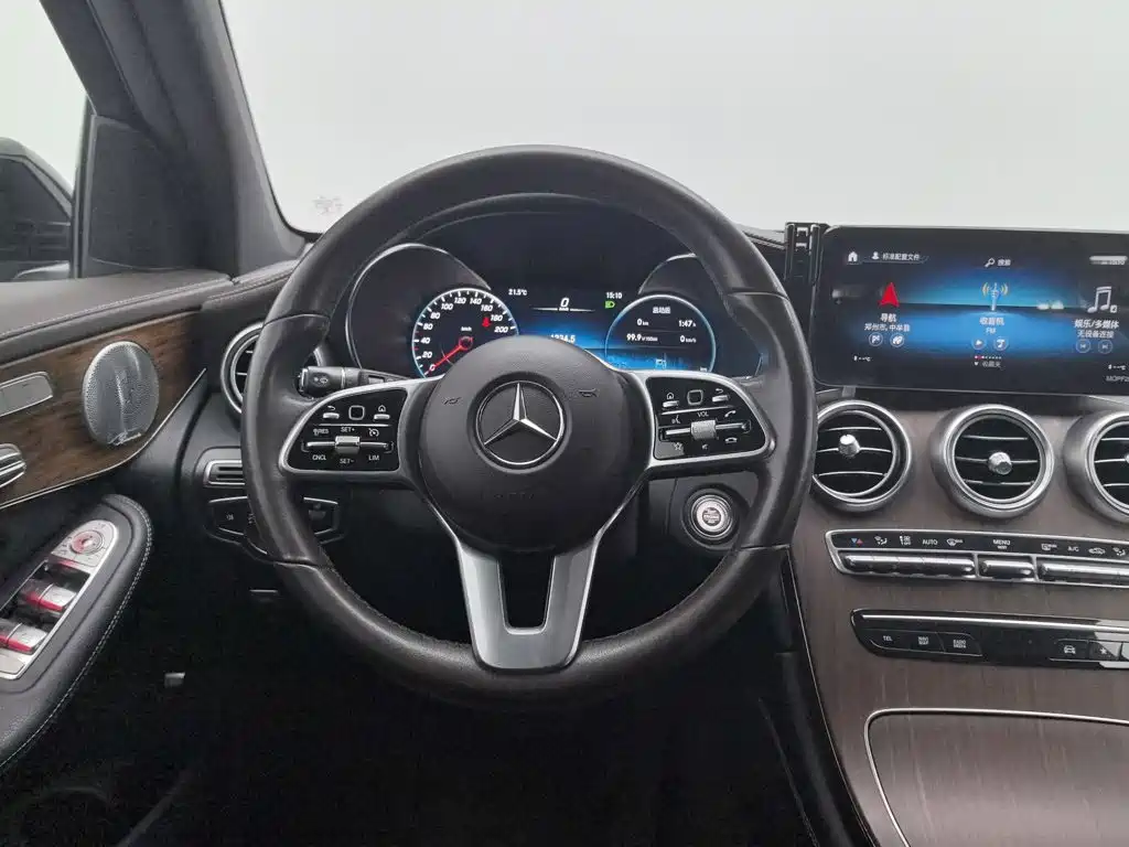 Mercedes-Benz GLC — фото 11