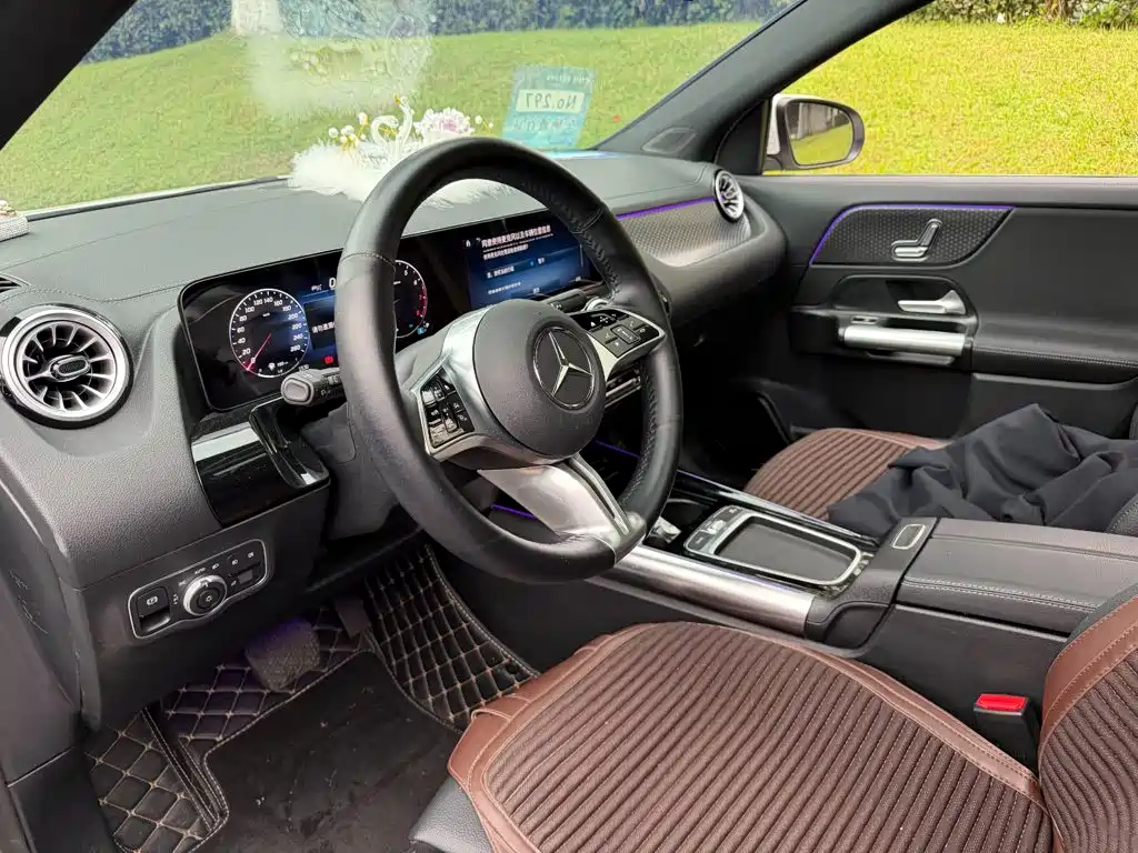 Mercedes-Benz GLA — фото 7