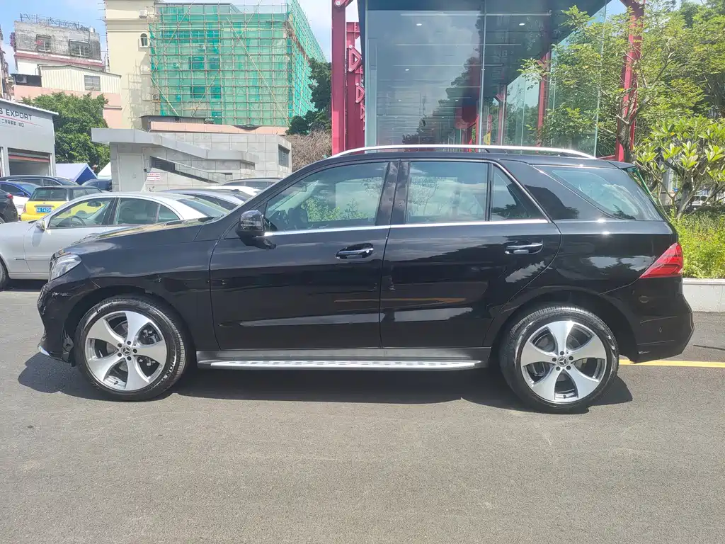 Mercedes-Benz GLE (Import) — фото 4