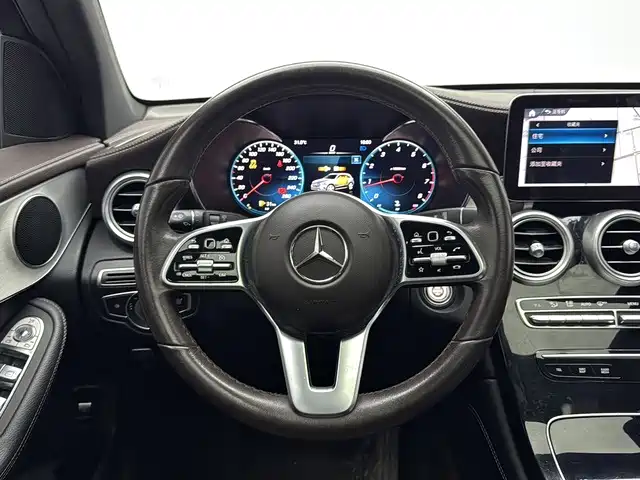 Mercedes-Benz GLC — фото 15