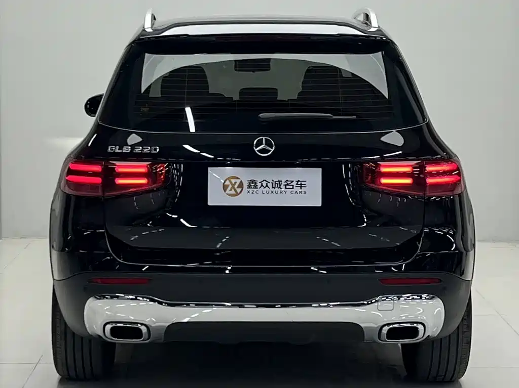 Mercedes-Benz GLB — фото 4