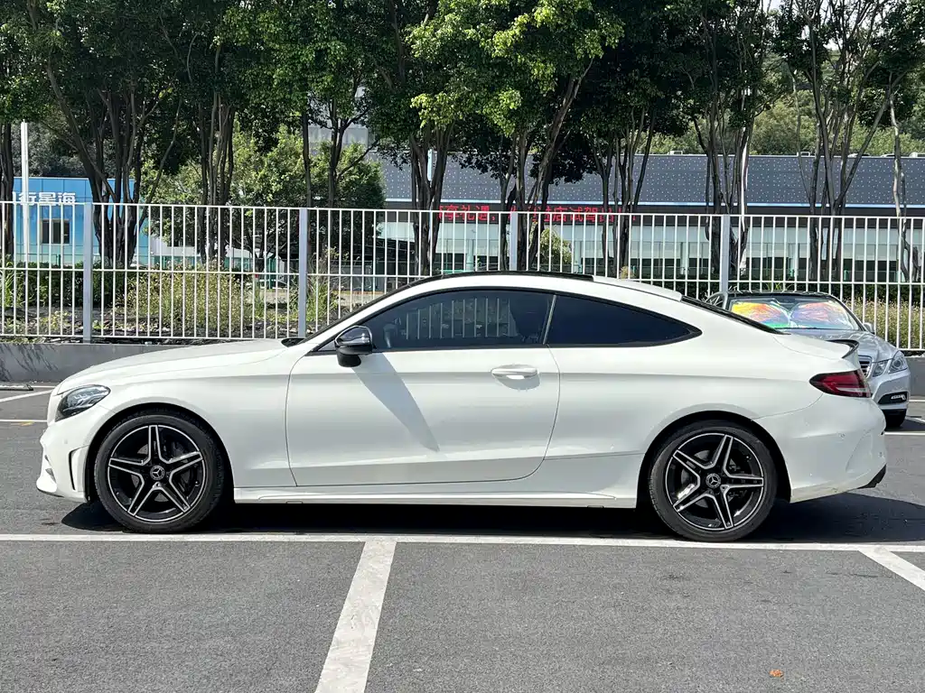 Mercedes-Benz C-Class (Import) — фото 4