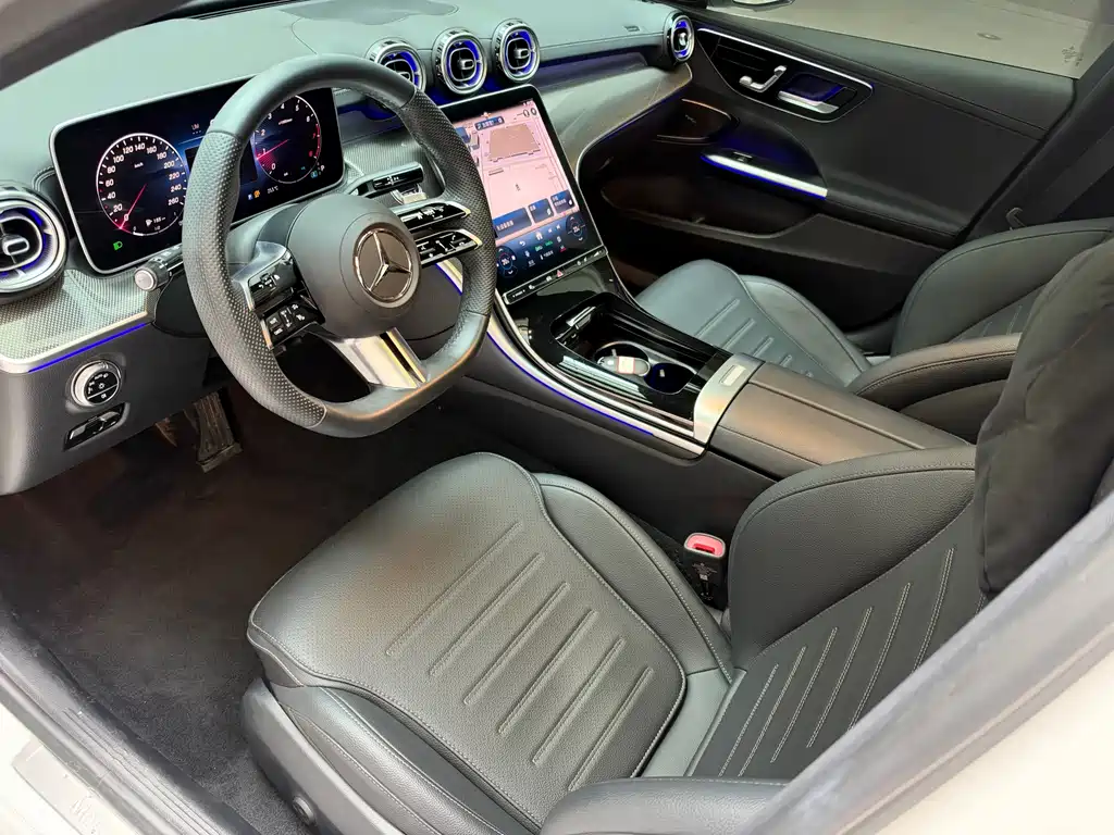 Mercedes-Benz C-Class — фото 11