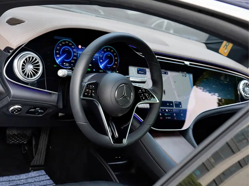 Mercedes-Benz EQS — фото 10