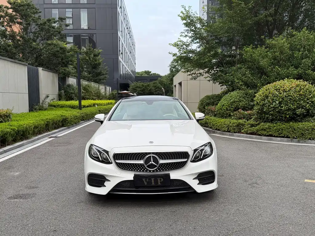 Mercedes-Benz E-Class (Import) — фото 2