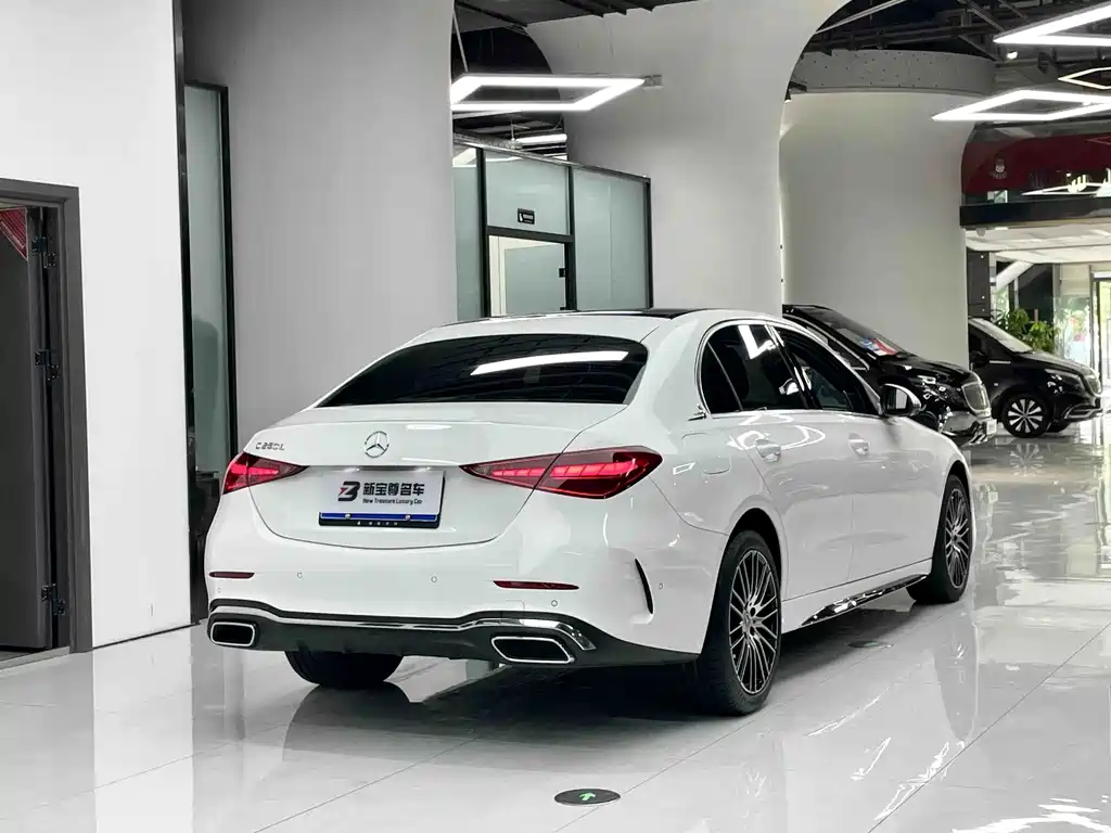 Mercedes-Benz C-Class — фото 11