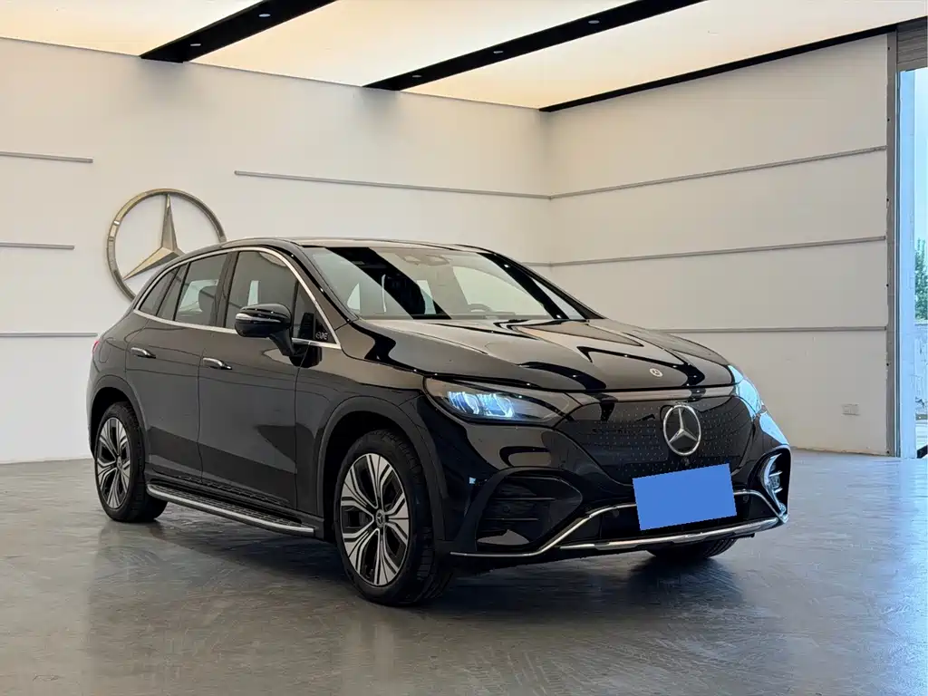 Mercedes-Benz EQE SUV — фото 4