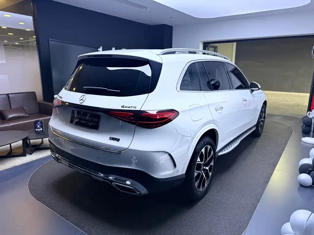 Mercedes-Benz GLC — фото 9
