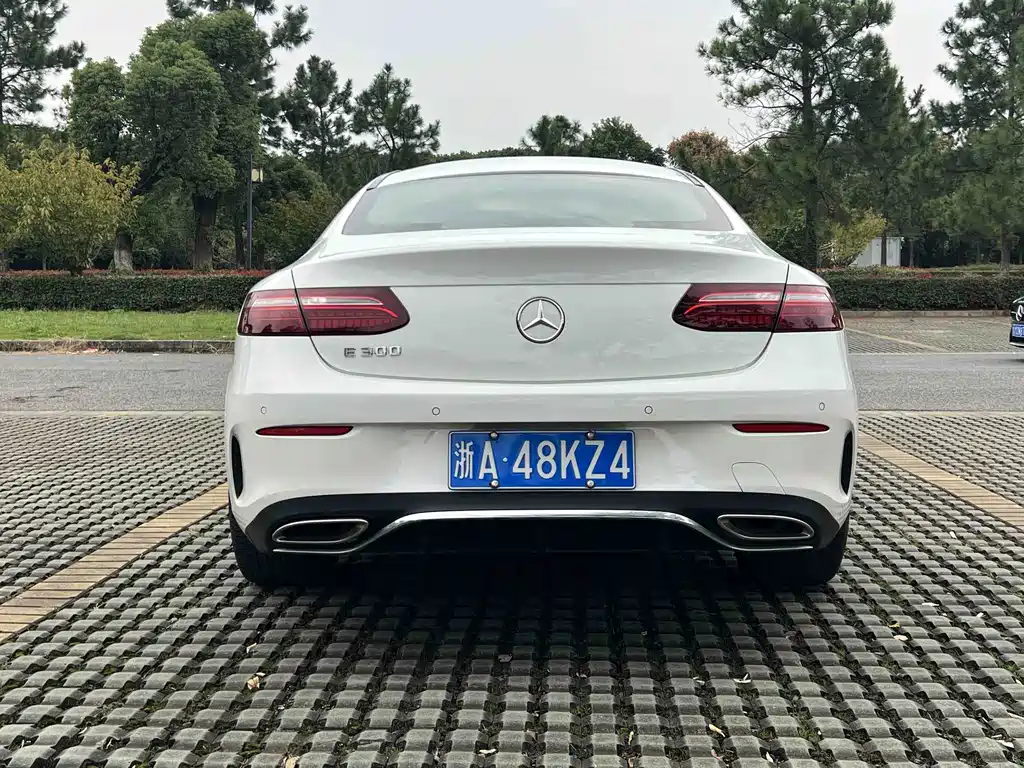 Mercedes-Benz E-Class (Import) — фото 11