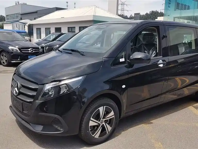 Mercedes-Benz Vito — фото 2