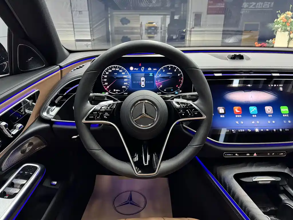Mercedes-Benz E-Class (Import) — фото 7