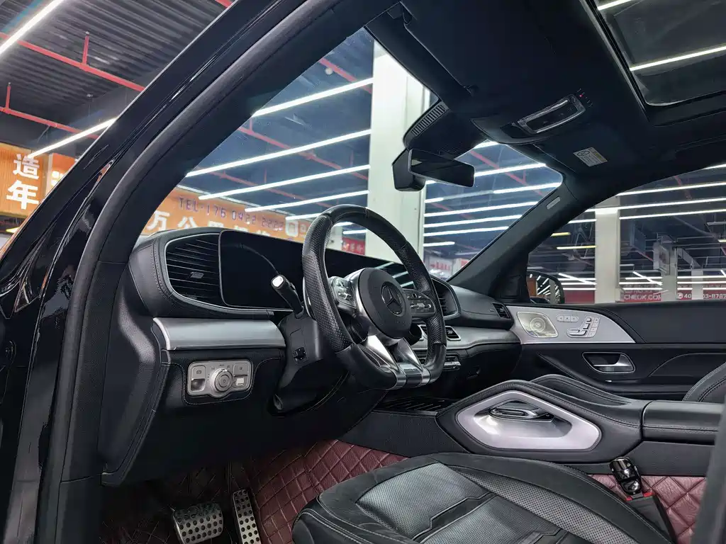 Mercedes-Benz GLE AMG — фото 6