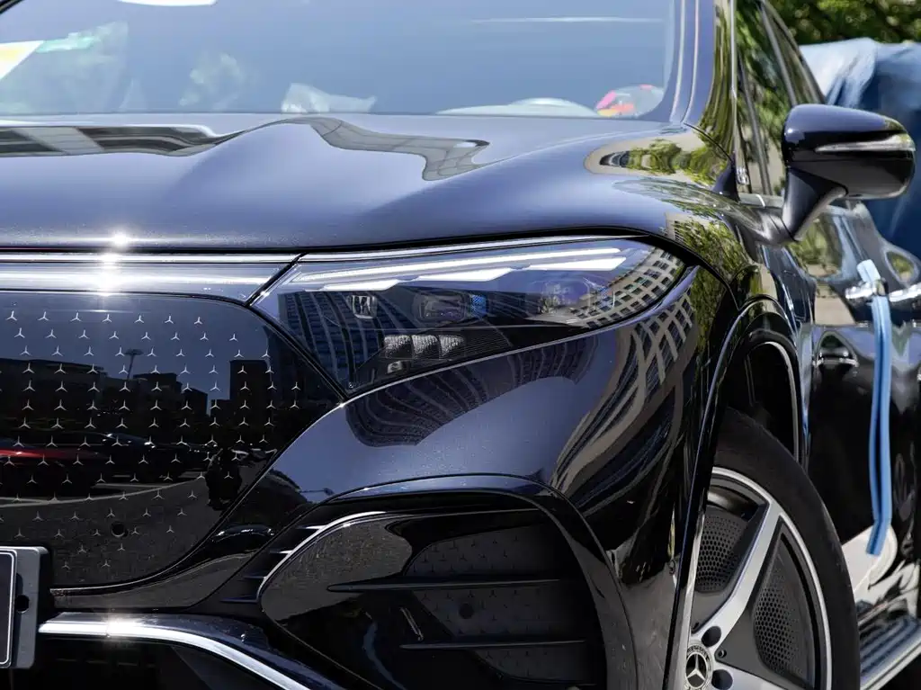 Mercedes-Benz EQS SUV — фото 6