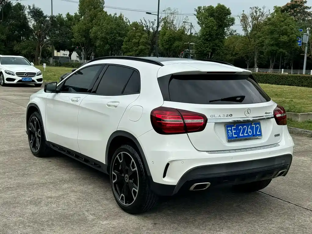 Mercedes-Benz GLA — фото 4