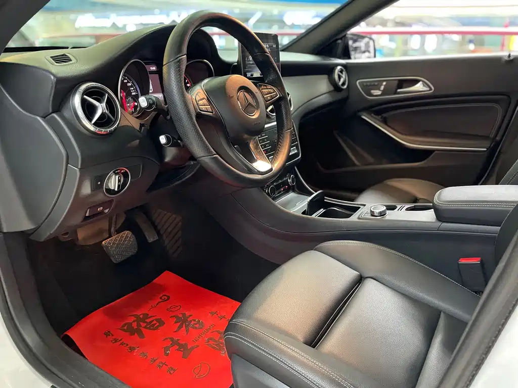 Mercedes-Benz CLA (Import) — фото 8