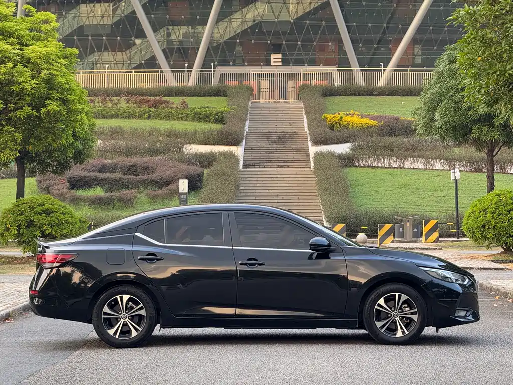 Nissan Sylphy — фото 19