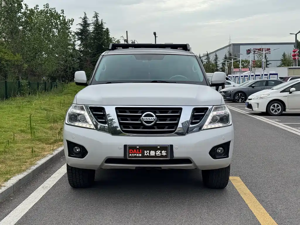Nissan Patrol — фото 2
